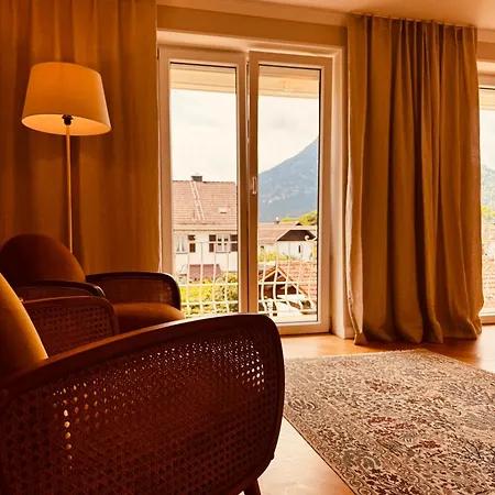 Casa de Férias Alpenzeit - Mit Sauna, Garten Und Bergblick Bei Garmisch-partenkirchen *